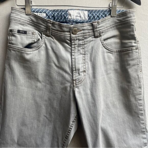 Brax Cesar Regular Fit straight leg light gray khaki jeans Sz 33 - Picture 5 of 15